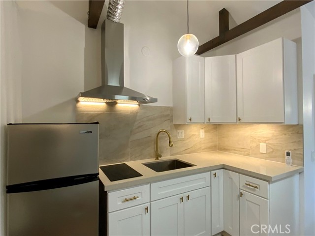 Detail Gallery Image 17 of 21 For 17091 B Ln, Huntington Beach,  CA 92647 - 3 Beds | 2 Baths