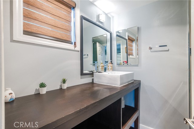 Detail Gallery Image 24 of 36 For 3959 Tropical Dr, Studio City,  CA 91604 - 3 Beds | 3/1 Baths