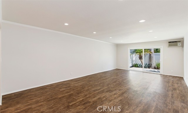 18641 Oriente Dr, Yorba Linda CA: https://media.crmls.org/medias/d0be6024-e92f-4da4-a210-28f7e627913a.jpg