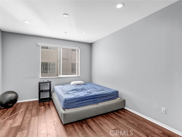 Detail Gallery Image 10 of 26 For 12922 Union #302,  Hawthorne,  CA 90250 - 2 Beds | 2 Baths