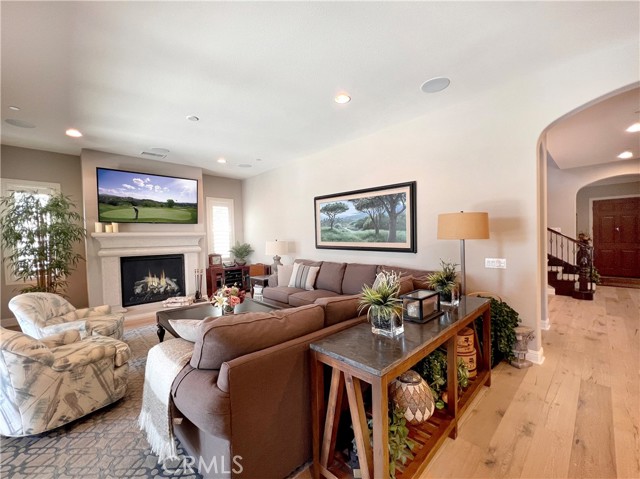 Detail Gallery Image 4 of 40 For 4169 Genoa Way, Yorba Linda,  CA 92886 - 4 Beds | 3/1 Baths