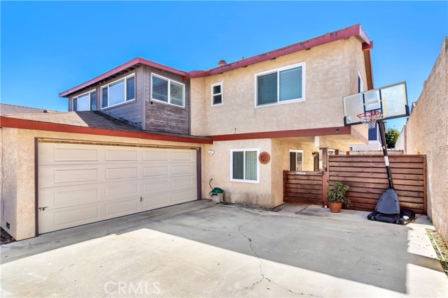 1810 Speyer Lane, Redondo Beach, California 90278, ,Residential Income,Sold,Speyer,SB23052780