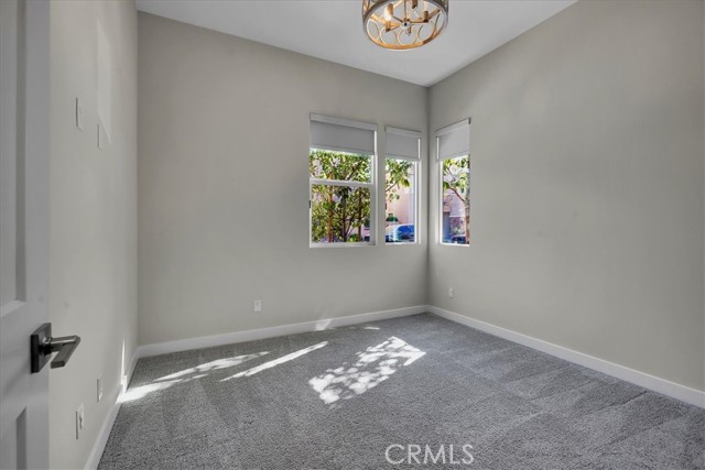 670 Athos, Lake Forest CA: https://media.crmls.org/medias/d0c283e3-dd09-41c7-b077-bc8302d2baf4.jpg