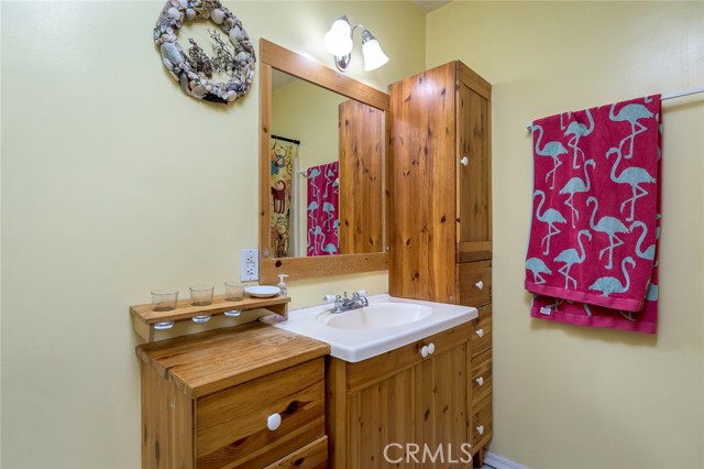 Detail Gallery Image 21 of 32 For 15006 San Jose St, –,  CA 91345 - 3 Beds | 1 Baths