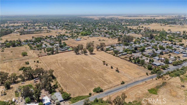 857 Nelson Avenue, Oroville CA: https://media.crmls.org/medias/d0c4291e-4add-47c7-803c-1bf60c73062f.jpg