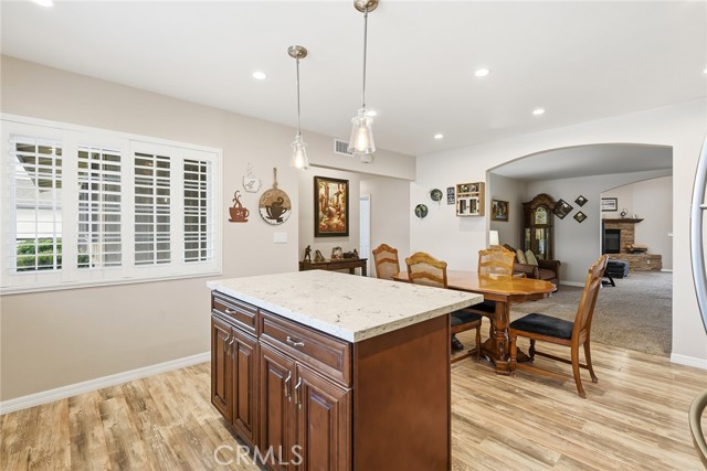 Detail Gallery Image 6 of 27 For 2168 Benito, Camarillo,  CA 93010 - 4 Beds | 3 Baths