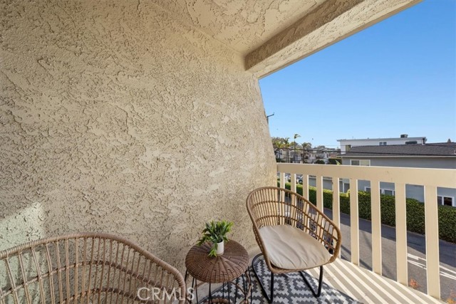 Detail Gallery Image 28 of 46 For 1006 Palm Ln, Redondo Beach,  CA 90278 - 2 Beds | 2 Baths