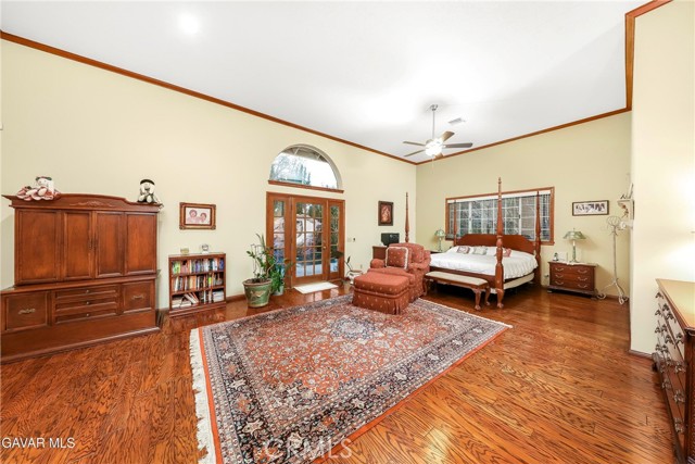 41504 Mission Drive, Palmdale CA: https://media.crmls.org/medias/d0c596aa-5db8-4c2d-85be-c76f37fc5000.jpg