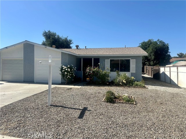 Detail Gallery Image 1 of 31 For 1885 Calle Diablo, Hemet,  CA 92545 - 2 Beds | 1 Baths