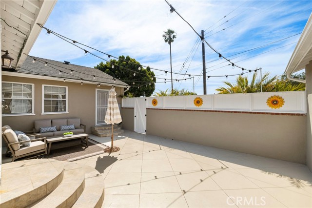 Detail Gallery Image 28 of 38 For 4757 Darien, Torrance,  CA 90503 - 4 Beds | 2 Baths