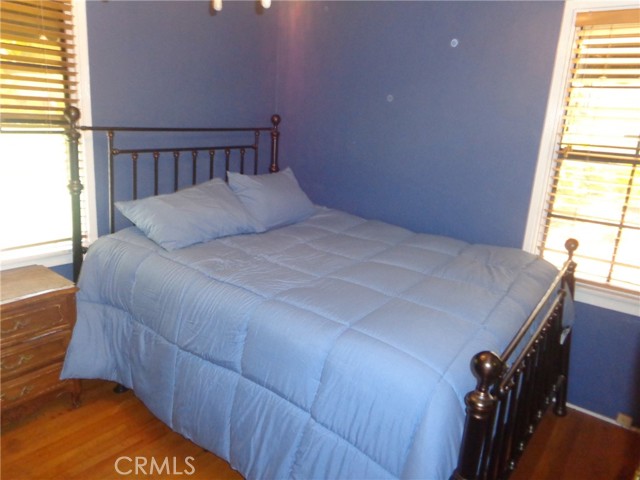 Detail Gallery Image 32 of 69 For 3855 York Bld, Los Angeles,  CA 90065 - 3 Beds | 2 Baths