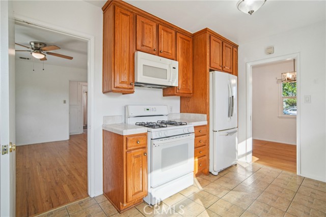 Detail Gallery Image 14 of 32 For 11761 Gail Ln, Garden Grove,  CA 92840 - 3 Beds | 1/1 Baths