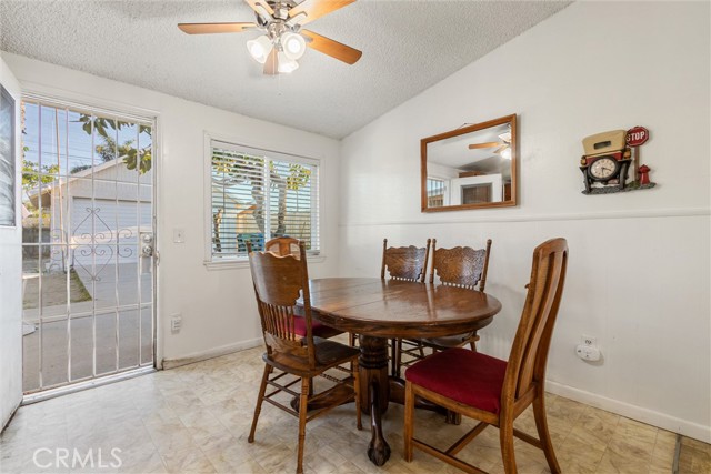 Detail Gallery Image 8 of 27 For 12918 Pinney, Pacoima,  CA 91331 - 3 Beds | 2 Baths