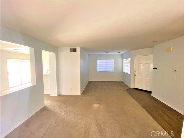 Detail Gallery Image 18 of 43 For 934 Primrose Ln, Corona,  CA 92878 - 4 Beds | 2/1 Baths