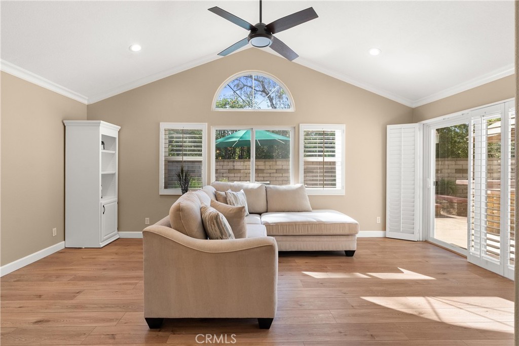 MLS #OC25233783 image #15