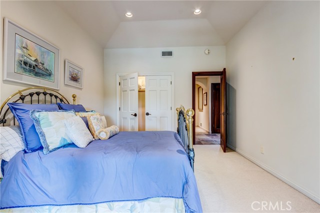 Image 25 of 59 For 39250 Ortega Highway