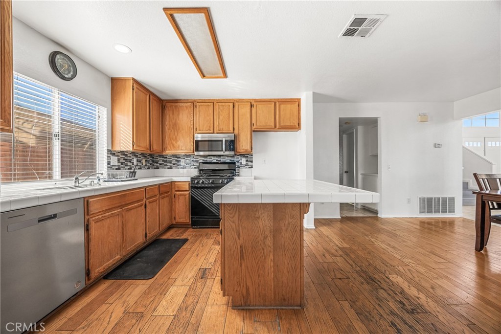 MLS #PW25256322 image #6