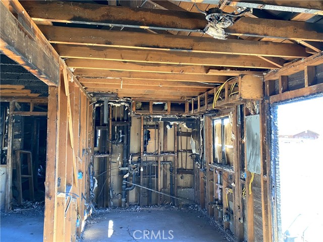 1918 Barstow Road, Mojave CA: https://media.crmls.org/medias/d0cde60f-2101-493b-b28e-5d62ea12eeb7.jpg