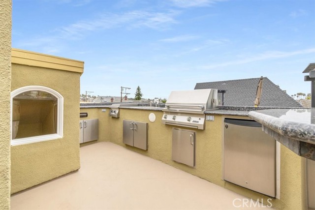 Detail Gallery Image 52 of 75 For 5580 E Saint Irmo Walk, Long Beach,  CA 90803 - 3 Beds | 2/1 Baths