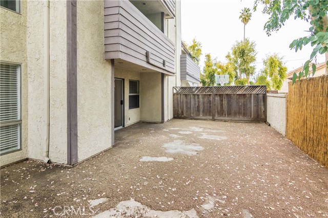 Detail Gallery Image 16 of 20 For 20253 Keswick St #103,  Winnetka,  CA 91306 - 2 Beds | 2 Baths