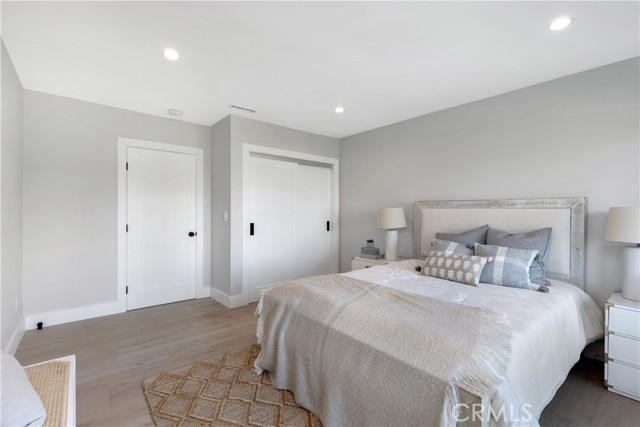 34 Deerhill Drive, Rolling Hills Estates, California 90274, 4 Bedrooms Bedrooms, ,3 BathroomsBathrooms,Residential,Sold,Deerhill,SB22242492