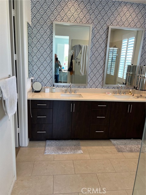 Detail Gallery Image 12 of 20 For 900 N Primrose Ln a,  Azusa,  CA 91702 - 4 Beds | 3/1 Baths