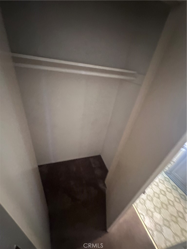 https://media.crmls.org/medias/d0cf6664-6ec5-403b-8578-9260fbb8e2b8.jpg?preset=X-Large