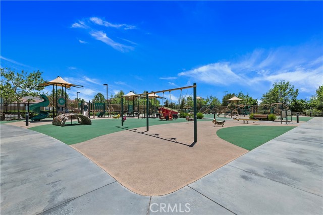 Image 40 of 47 For 30464 Astoria Lane