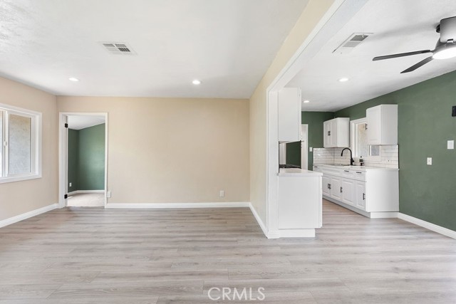 19170 Envoy Avenue, Corona CA: https://media.crmls.org/medias/d0cfdfe2-cb96-46df-8c51-f7f1ecf57934.jpg