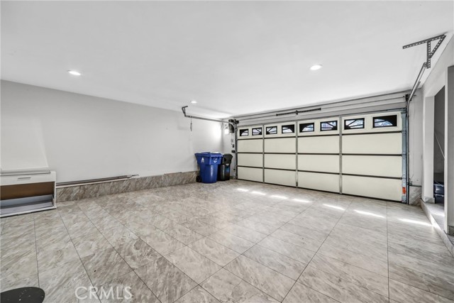 Detail Gallery Image 24 of 37 For 8038 via Pompeii, Burbank,  CA 91504 - 3 Beds | 3 Baths