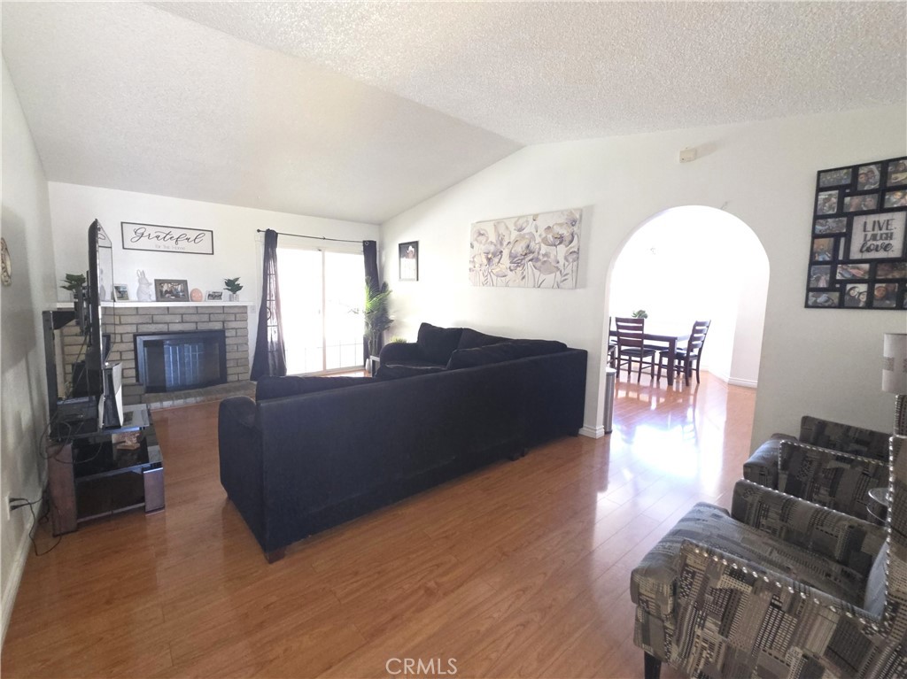 MLS #IG25248334 image #4