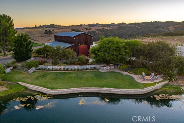 Detail Gallery Image 2 of 71 For 870 Arbor Rd, Paso Robles,  CA 93446 - 3 Beds | 3 Baths