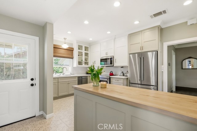 Detail Gallery Image 9 of 32 For 520 Linda, Redlands,  CA 92373 - 3 Beds | 2 Baths