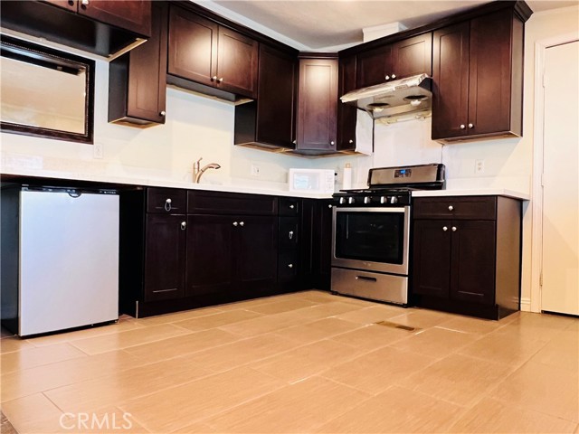 Detail Gallery Image 7 of 47 For 1560 S Otterbein Ave #113,  Rowland Heights,  CA 91748 - 3 Beds | 2 Baths