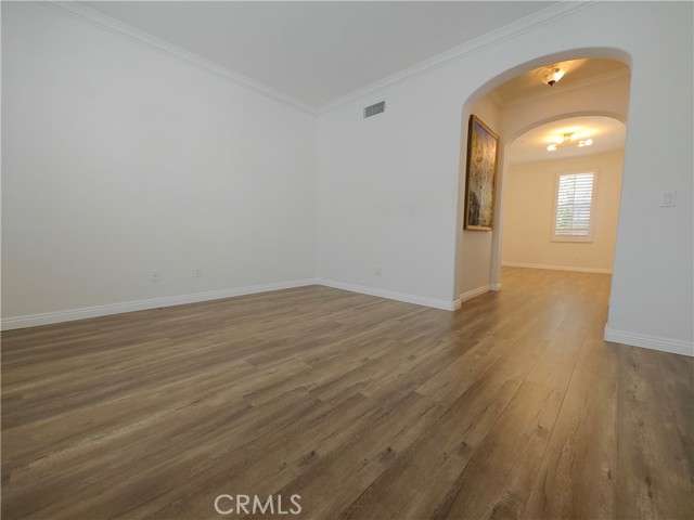 23 Bower Tree, Irvine CA: https://media.crmls.org/medias/d0d2d702-3339-41d3-935e-f5f6eec75e42.jpg
