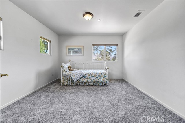 10345 McBroom Street, Sunland CA: https://media.crmls.org/medias/d0d30c53-33dc-4718-b55b-c362537a4751.jpg