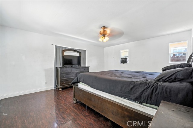 Detail Gallery Image 14 of 22 For 10333 Capistrano Ave, South Gate,  CA 90280 - 2 Beds | 2 Baths