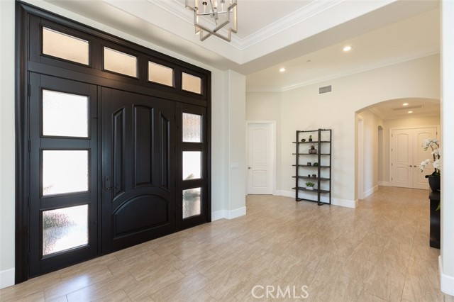 Detail Gallery Image 13 of 55 For 2260 Panoramic, Vista,  CA 92084 - 3 Beds | 5/1 Baths