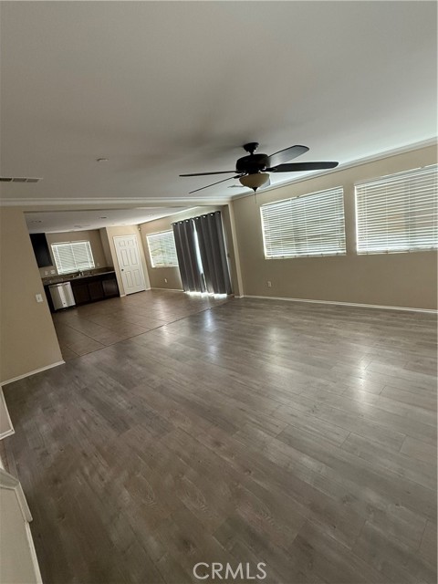 Detail Gallery Image 5 of 21 For 35215 Caraway Ct, Lake Elsinore,  CA 92532 - 4 Beds | 3 Baths