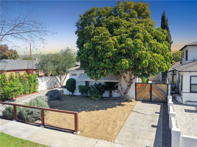 Detail Gallery Image 43 of 50 For 1238 N Kenwood, Burbank,  CA 91505 - – Beds | – Baths