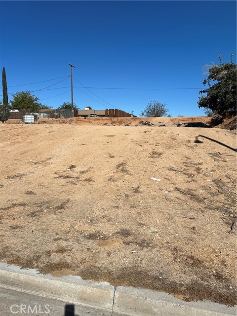 Detail Gallery Image 6 of 10 For 5 Apple Creek, Victorville,  CA 92395 - – Beds | – Baths