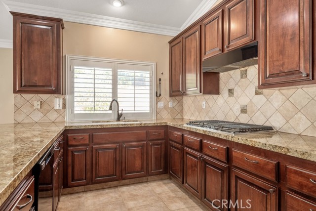 Detail Gallery Image 13 of 34 For 8367 Rosemary Dr, Riverside,  CA 92508 - 3 Beds | 2 Baths