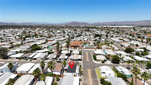 900 Santa Clara Circle, Hemet CA: https://media.crmls.org/medias/d0d8d711-2835-4657-8fd6-f02fc3b8ba76.jpg