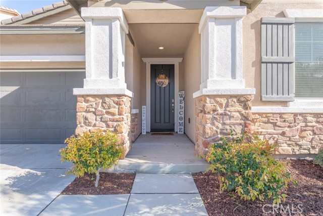 Detail Gallery Image 6 of 28 For 29126 Crabapple, Lake Elsinore,  CA 92530 - 3 Beds | 2 Baths