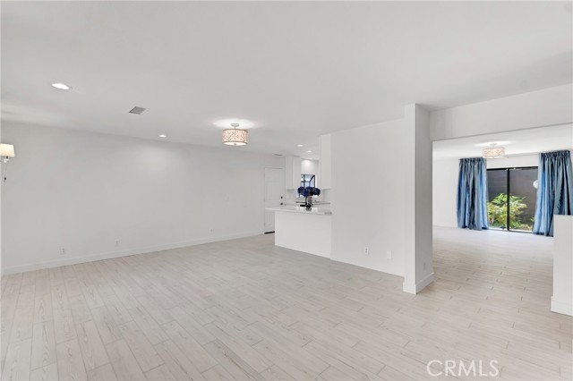 221 Acacia Lane, Newbury Park CA: https://media.crmls.org/medias/d0da5e62-6714-4d24-b9ac-caa25e79516d.jpg
