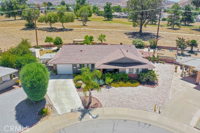 26790 E Berkey Court, Menifee CA: https://media.crmls.org/medias/d0da7b61-1fae-441f-8183-0d948143dca3.jpg