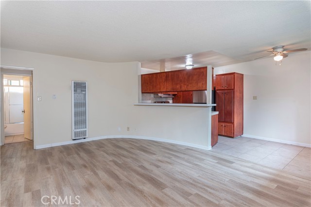 Detail Gallery Image 3 of 10 For 1412 W 148th St #3,  Gardena,  CA 90247 - 1 Beds | 1 Baths