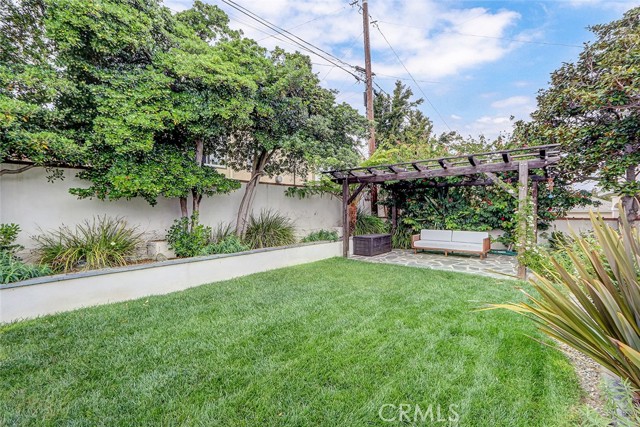 Detail Gallery Image 43 of 52 For 825 Center, El Segundo,  CA 90245 - 4 Beds | 3 Baths