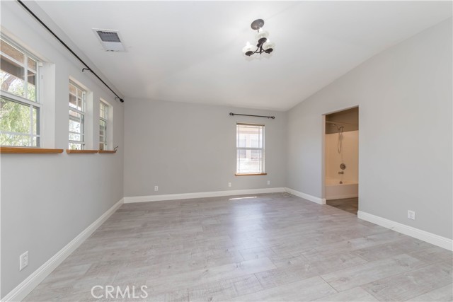 Detail Gallery Image 15 of 32 For 1318 Lukens Ct, Fullerton,  CA 92833 - 3 Beds | 2/1 Baths