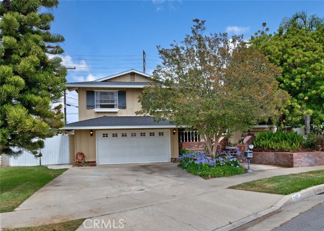 1437 N Pine St, Orange, CA 92867